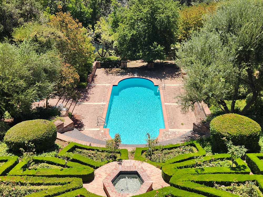 Bauer Estate Pasadena Showcase pool Bauer Estate Pasadena Showcase pool